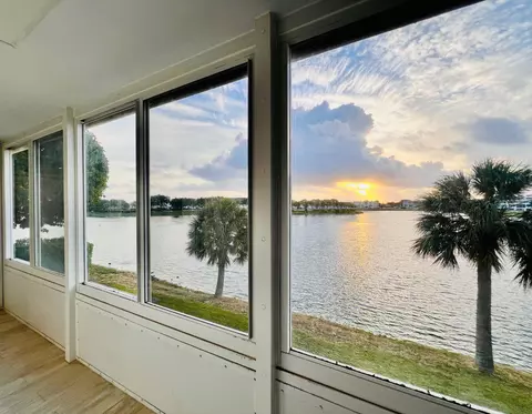 39 Somerset B, West Palm Beach, FL 33417