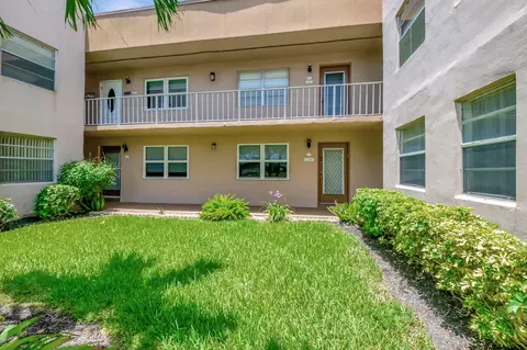 3 Flanders #A, Delray Beach, FL 33484 photo 4