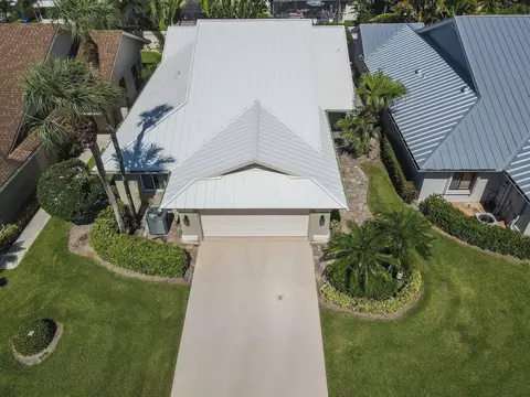 210 Cape Pointe Cir, Jupiter, FL 33477 photo 1