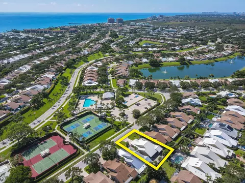 210 Cape Pointe Cir, Jupiter, FL 33477 photo 2
