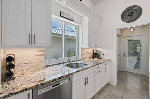210 Cape Pointe Cir, Jupiter, FL 33477 photo 8