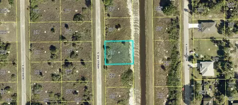 713 Aprile Ave, Lehigh Acres, FL 33974