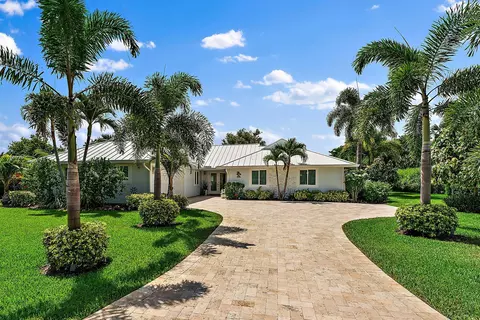 2964 SE Fairway W, Stuart, FL 34997