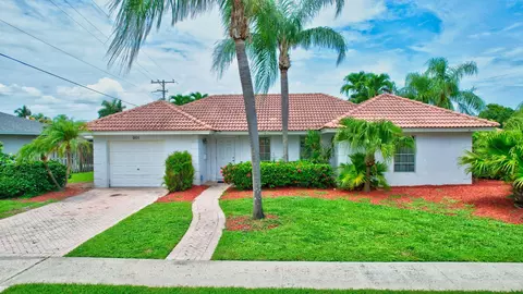 901 SW 4th St, Boca Raton, FL 33486