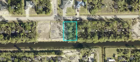 934 Alcalde St E, Lehigh Acres, FL 33974