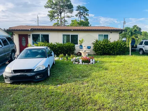 5923 Orange Rd, West Palm Beach, FL 33413