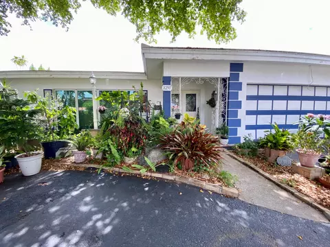 8290 NW 67 Ave NW, Tamarac, FL 33321