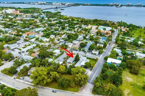 417 S Ocean, Breeze, FL 33460