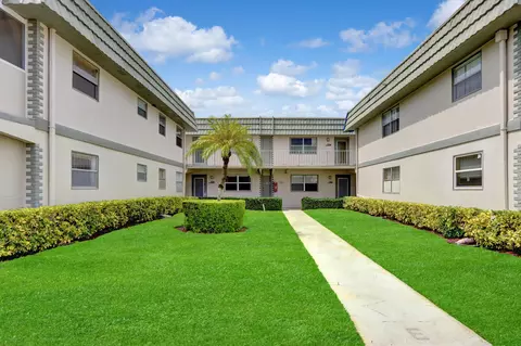 234 Flanders E, Delray Beach, FL 33484