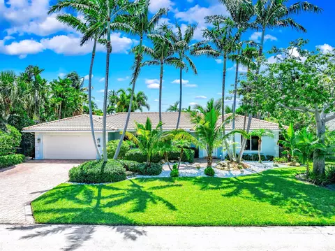 4010 NE 25th Ave, Lighthouse Point, FL 33064