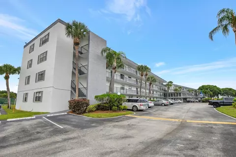 9233 SW 8th St #401, Boca Raton, FL 33428