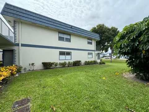 195 Brittany E, Delray Beach, FL 33446 photo 26