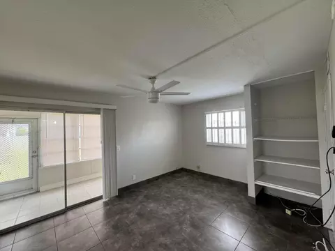 195 Brittany E, Delray Beach, FL 33446 photo 8