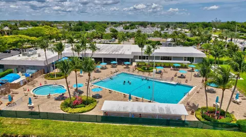 195 Brittany E, Delray Beach, FL 33446 photo 29