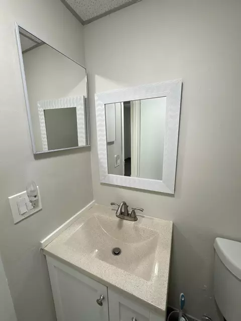 195 Brittany E, Delray Beach, FL 33446 photo 4
