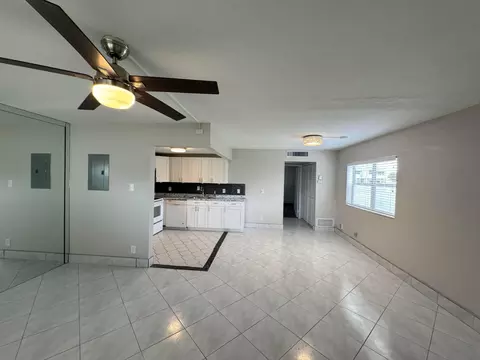 195 Brittany E, Delray Beach, FL 33446 photo 17