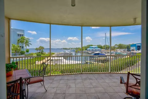 1160 SW Chapman Way #202, Palm City, FL 34990