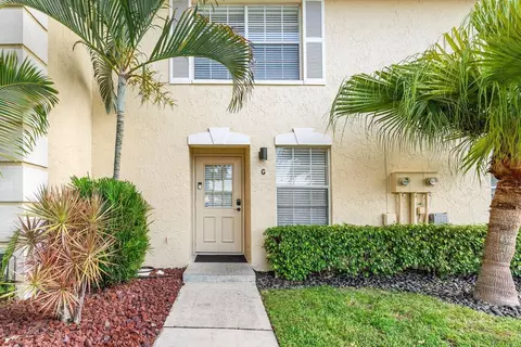 210 Foxtail Dr #G, Greenacres, FL 33415