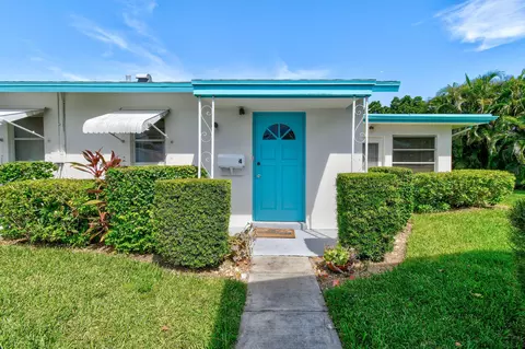 3104 Meridian Way N #4, Palm Beach Gardens, FL 33410