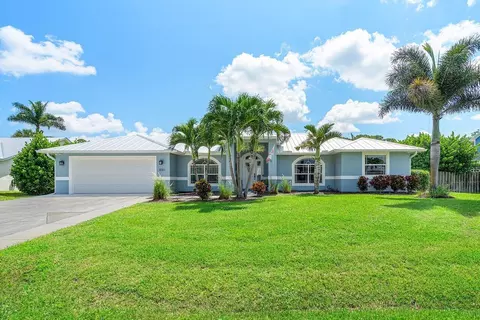 3081 SW Grapevine Ln, Palm City, FL 34990