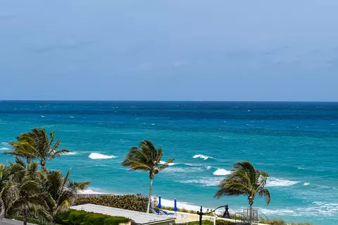 100 Sunrise Ave #414, Palm Beach, FL 33480