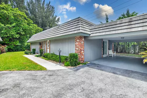 410 Pine Tree Ct, Atlantis, FL 33462 photo 17