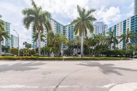 3901 S Ocean Dr #14C, Hollywood, FL 33019