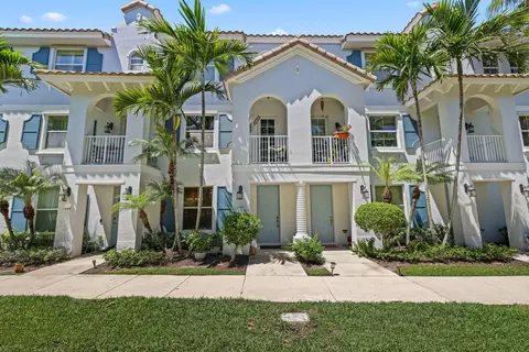 1560 Via Alferi #1560, Boynton Beach, FL 33426