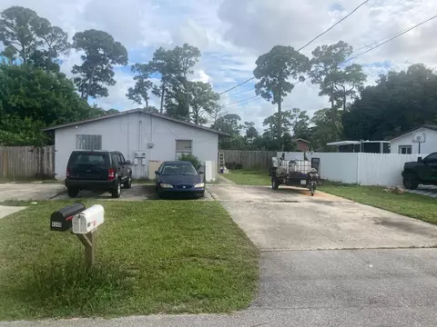 4340 Barbridge Rd, Palm Springs, FL 33406