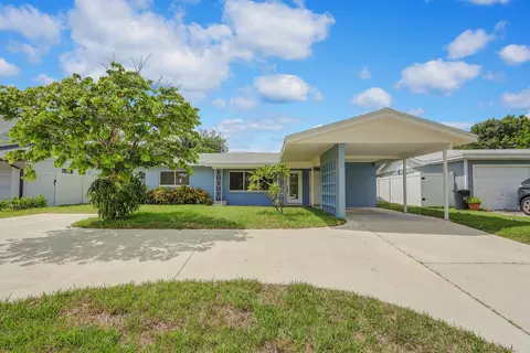295 Balsam St, Palm Beach Gardens, FL 33410