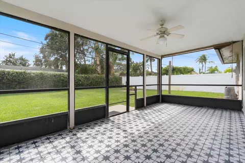 6 W Windsor Rd W, Jupiter, FL 33469 photo 24