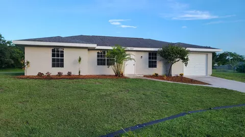 2931 SW Birtle Ct, Port Saint Lucie, FL 34953