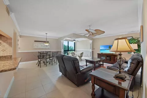 1915 Lavers Cir #E303, Delray Beach, FL 33444