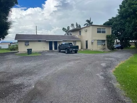 801 SE F 1 Ave #1, Belle Glade, FL 33430