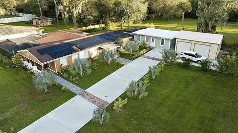 703 Ulrich Rd, Fort Pierce, FL 34982
