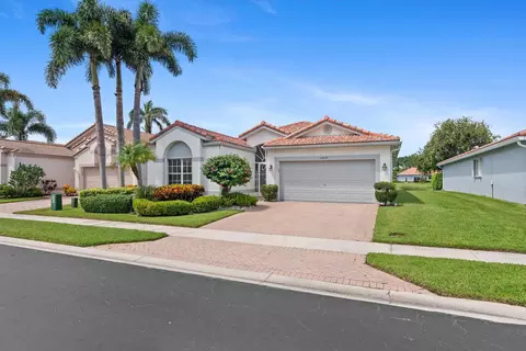 10434 Utopia Cir E, Boynton Beach, FL 33437 photo 2
