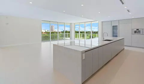 210 SE Mizner Blvd #502, Boca Raton, FL 33432