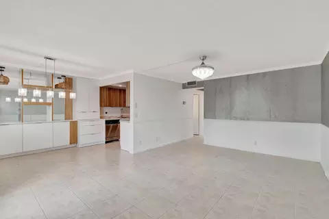 2006 Exeter A, Boca Raton, FL 33434 photo 8