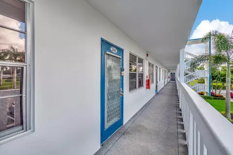 2006 Exeter A, Boca Raton, FL 33434 photo 31