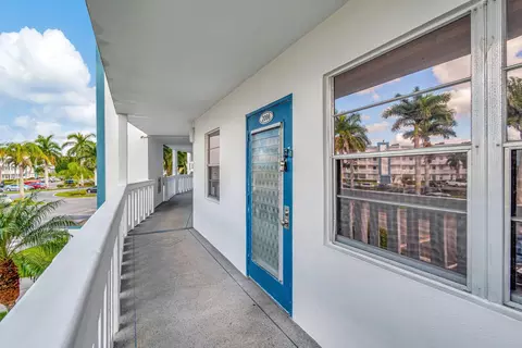 2006 Exeter A, Boca Raton, FL 33434 photo 32