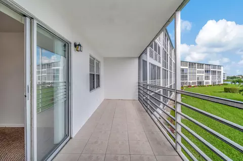 2006 Exeter A, Boca Raton, FL 33434 photo 27