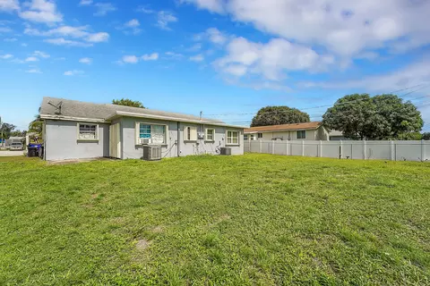 2918 SE Amherst St, Stuart, FL 34997 photo 25