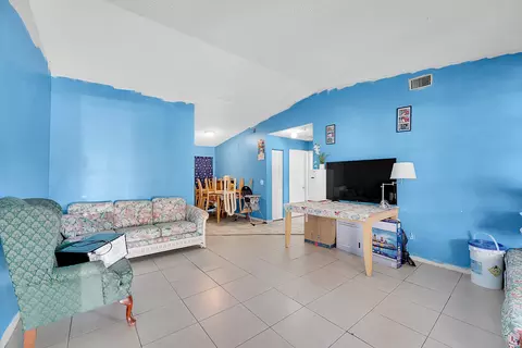 2918 SE Amherst St, Stuart, FL 34997 photo 3