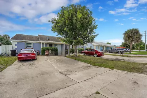 2918 SE Amherst St, Stuart, FL 34997 photo 13