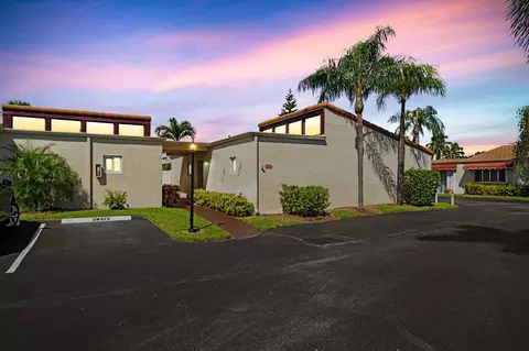 2541 Boundbrook Blvd #126, Palm Springs, FL 33406