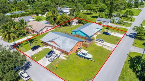 5057 SE Driftwood Ave, Stuart, FL 34997