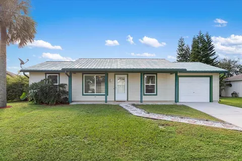 814 SW Jennifer Ter, Port Saint Lucie, FL 34953