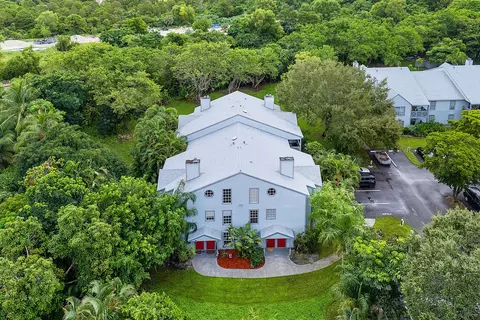 5063 Heatherhill Ln #4, Boca Raton, FL 33486