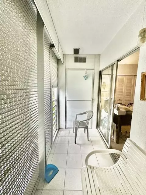 208 Preston E, Boca Raton, FL 33434 photo 8