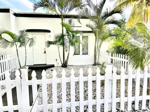 711 4th Ave, FL 33460